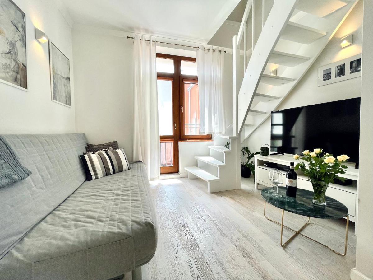 Two-Story Old Town Apartment ทอรูน ภายนอก รูปภาพ