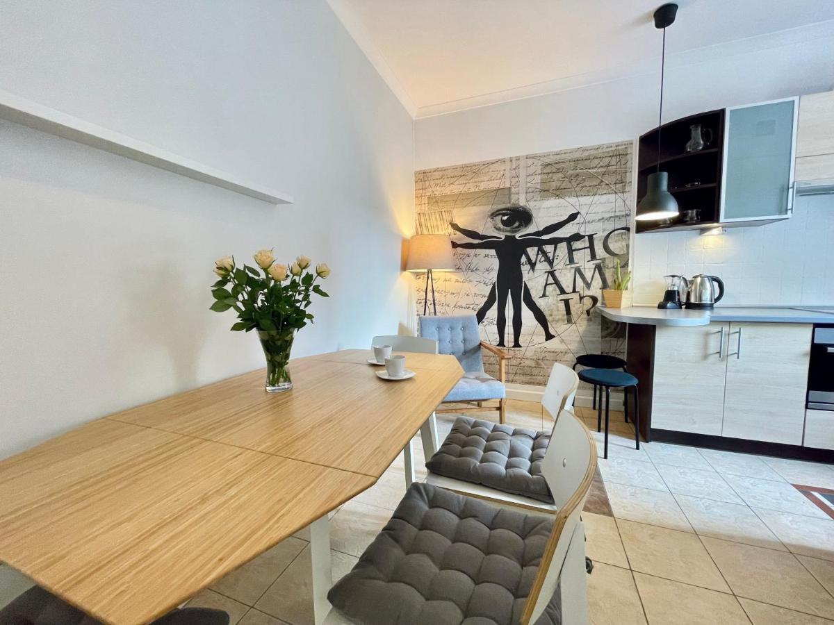 Two-Story Old Town Apartment ทอรูน ภายนอก รูปภาพ